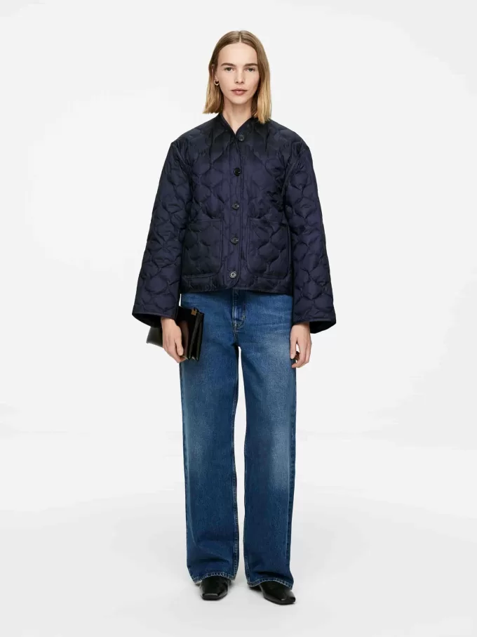 2-in-1-Upcycling-Daunenfutterjacke 2-in-1-Upcycling-Daunenfutterjacke