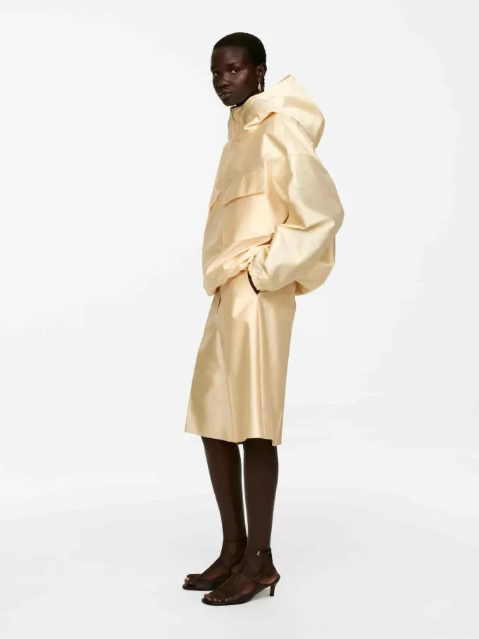 Anorak mit Kapuze Anorak mit Kapuze