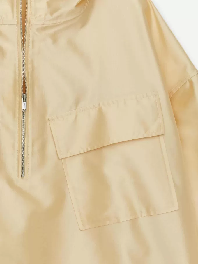 Anorak mit Kapuze Anorak mit Kapuze