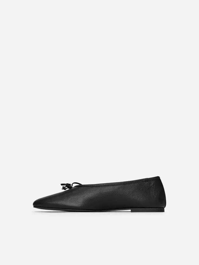 Ballerinas aus Leder Ballerinas aus Leder