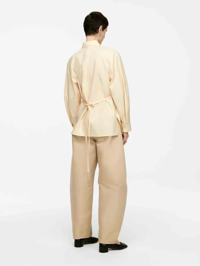 Baumwollbluse mit Bindegürtel Baumwollbluse mit Bindegürtel