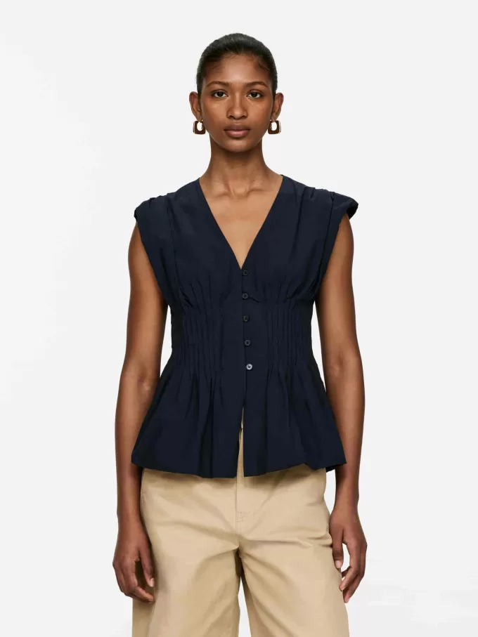 Biesenoberteil mit Blasensaum Biesenoberteil mit Blasensaum