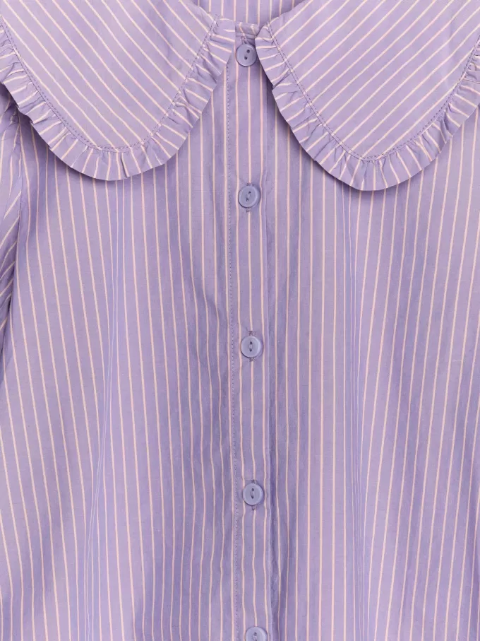 Bluse mit Rüschenkragen Bluse mit Rüschenkragen