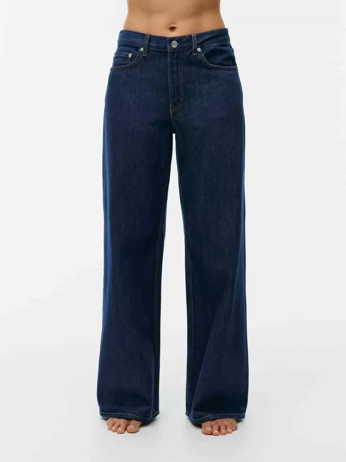 CLOUD Lockere, weite Jeans