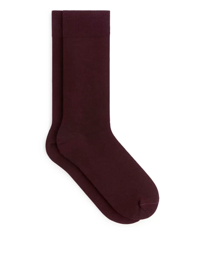 Einfarbige Socken aus merzerisierter Baumwolle Einfarbige Socken aus merzerisierter Baumwolle