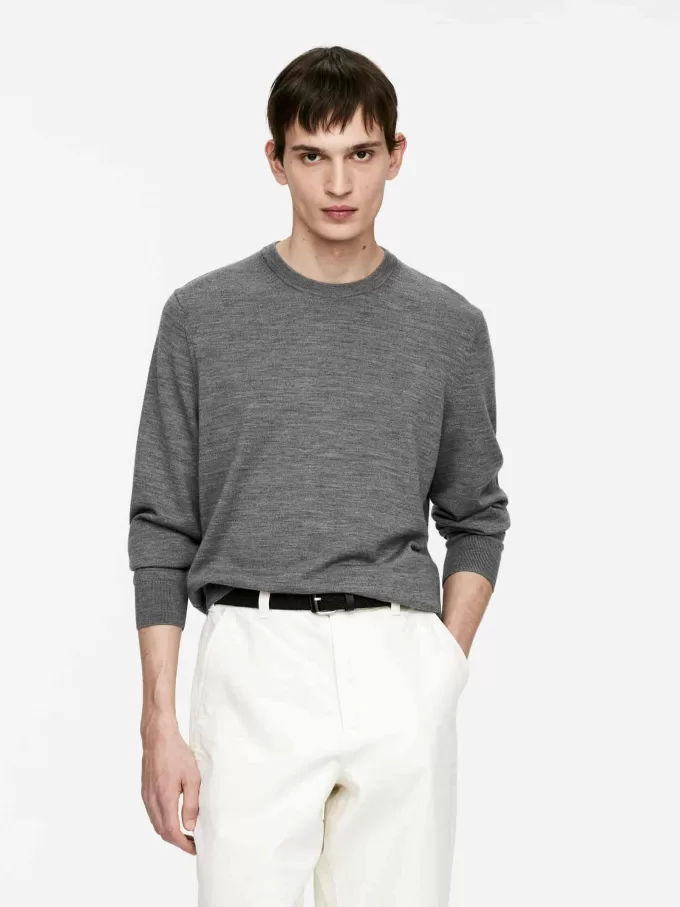 Feinstrickpullover aus Merinowolle Feinstrickpullover aus Merinowolle