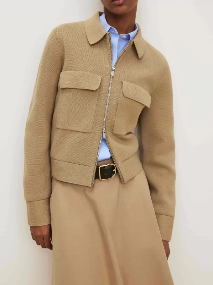 Gestrickte Baumwolljacke Gestrickte Baumwolljacke