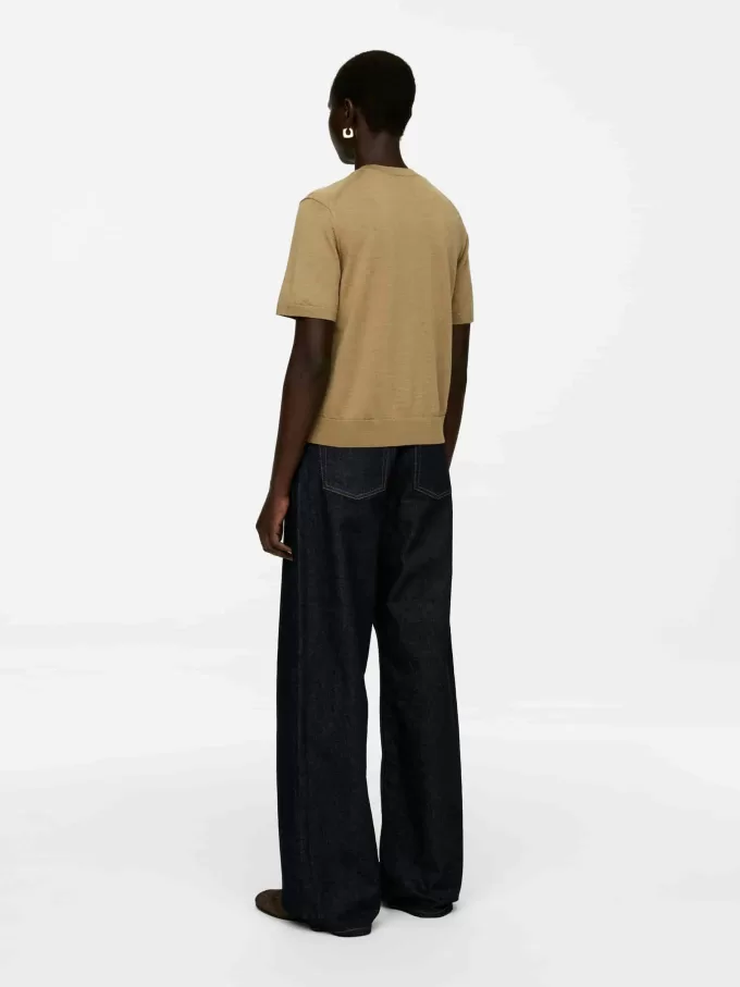 Gestricktes T-Shirt aus Merinowolle Gestricktes T-Shirt aus Merinowolle