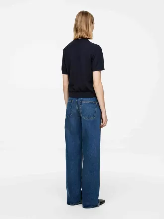 Gestricktes T-Shirt aus Merinowolle Gestricktes T-Shirt aus Merinowolle