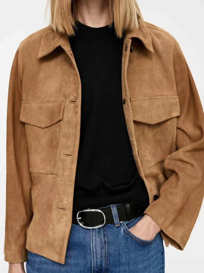 Gestricktes T-Shirt aus Merinowolle Gestricktes T-Shirt aus Merinowolle