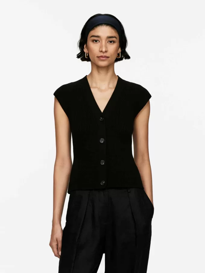 Gestricktes ärmelloses Top Gestricktes ärmelloses Top