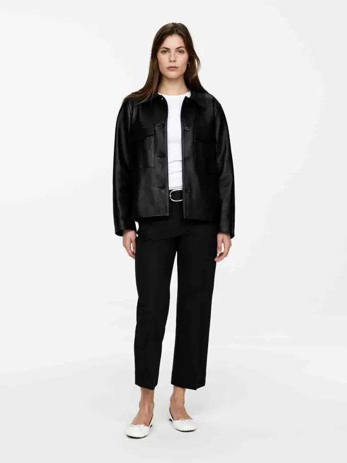 Hose aus Baumwolle mit Bügelfalte Hose aus Baumwolle mit Bügelfalte