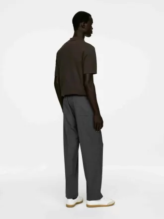 Hose aus Wolle mit Kordelzug