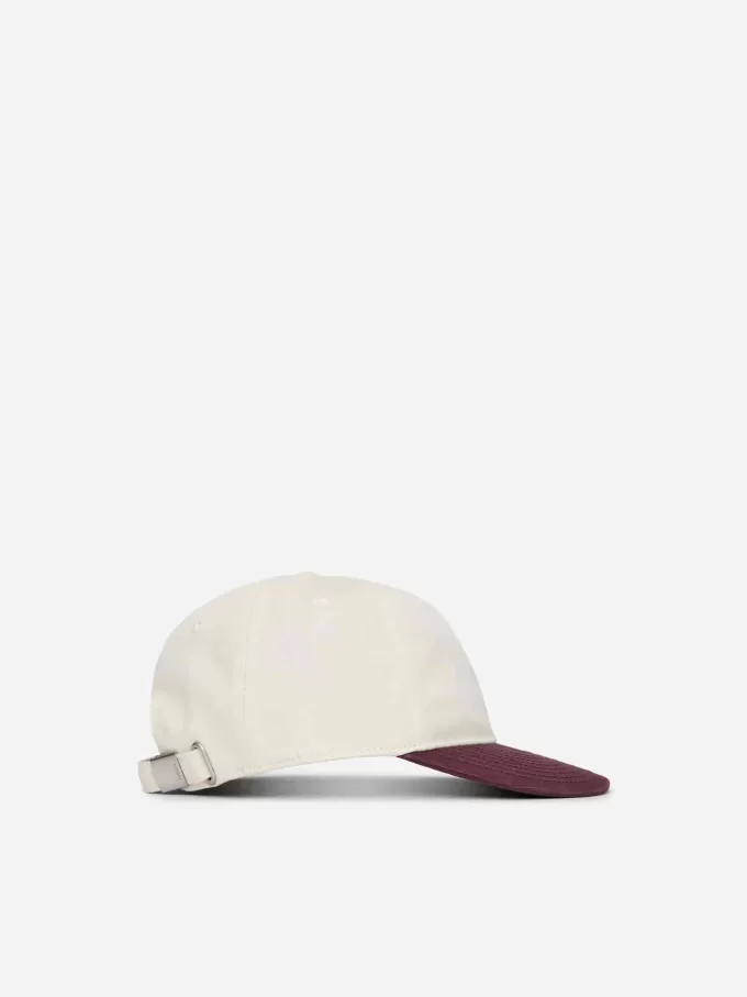 Kappe in Kontrastfarbe Kappe in Kontrastfarbe