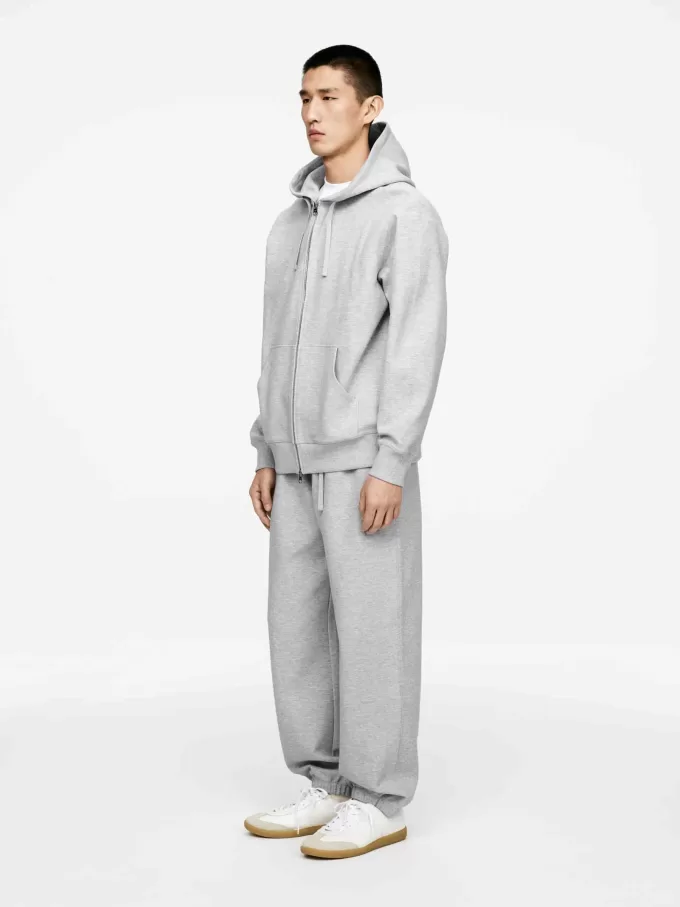 Kapuzenpullover mit Reißverschluss Kapuzenpullover mit Reißverschluss