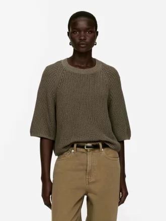 Kurzarm-Top aus Rippstrick