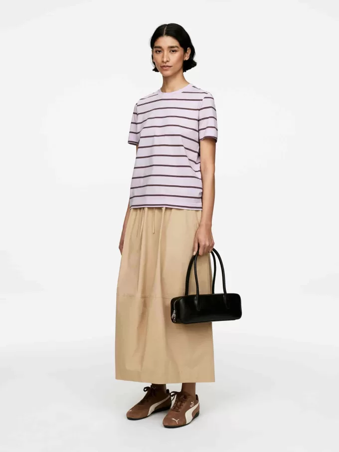 LILY Leichtes T-Shirt LILY Leichtes T-Shirt