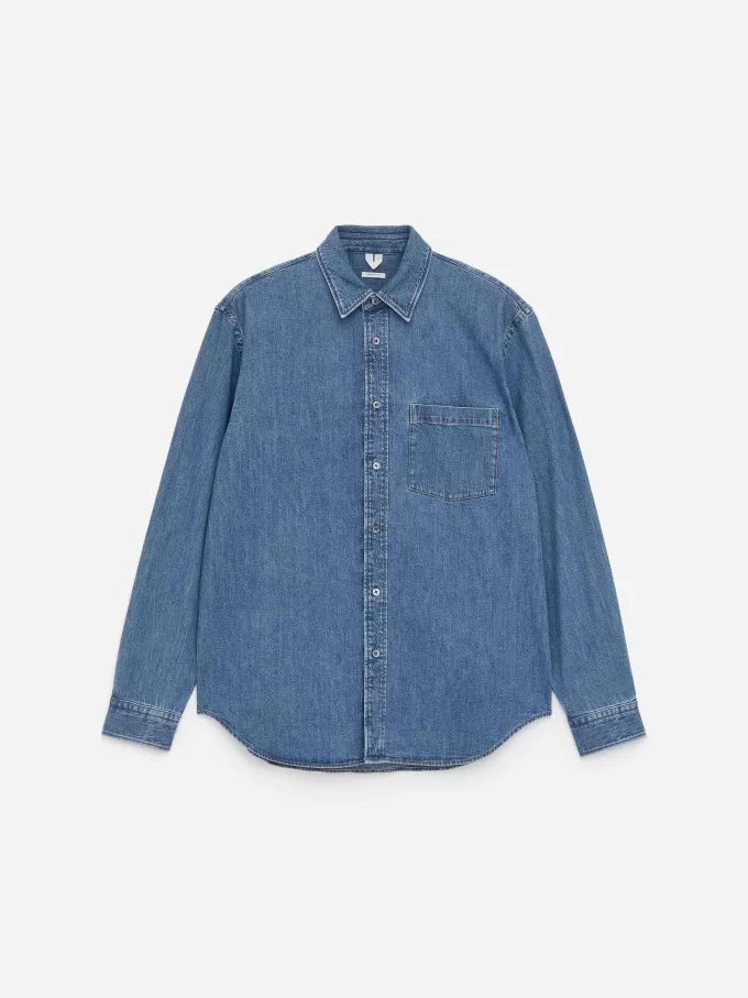 Lässiges Jeanshemd Lässiges Jeanshemd