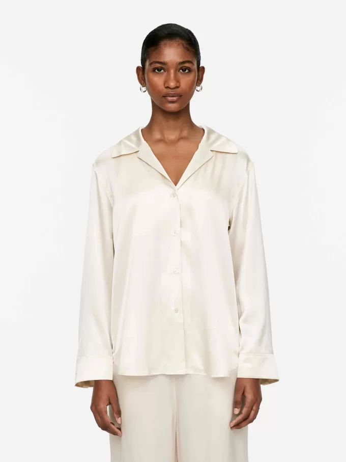 Lässiges Seidenhemd