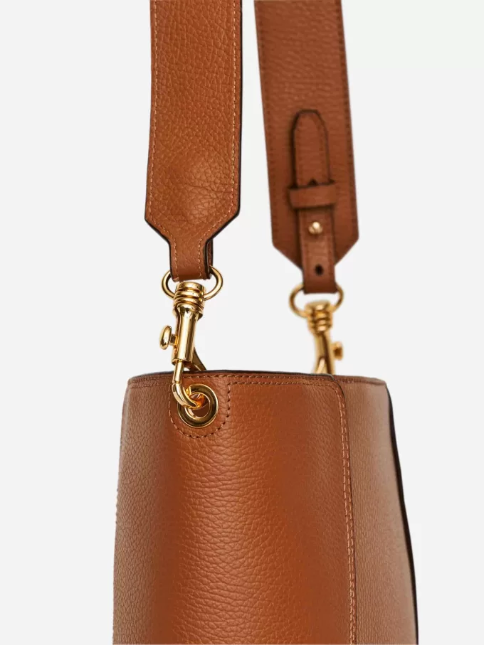 Mittelgroße Ledertasche Mittelgroße Ledertasche