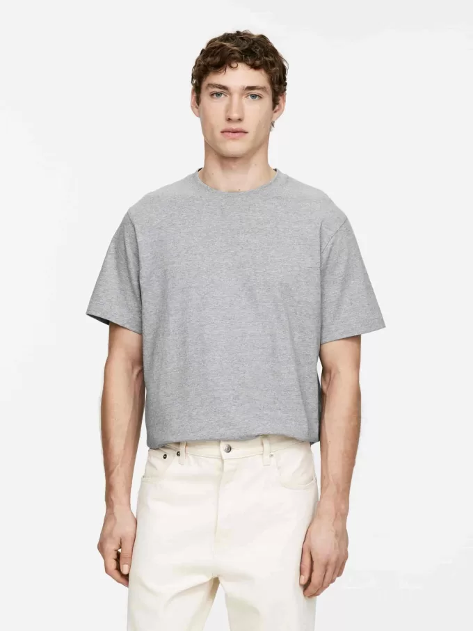 Mittelschweres T-Shirt Mittelschweres T-Shirt