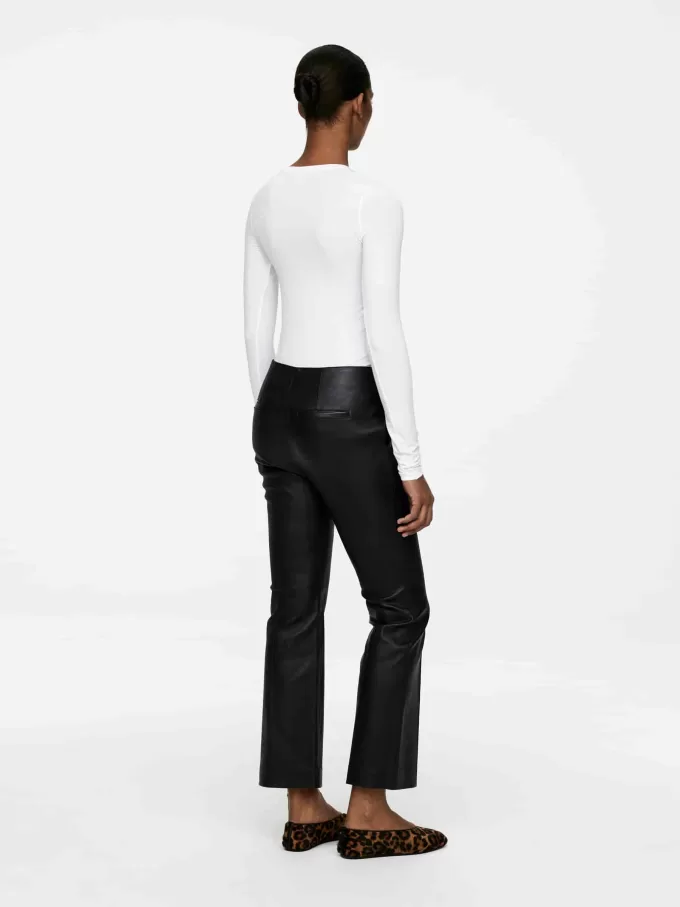 NIVA Tailliertes T-Shirt NIVA Tailliertes T-Shirt