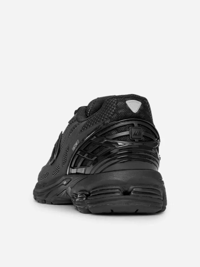 New Balance 1906W Phantom Fit Trainer New Balance 1906W Phantom Fit Trainer