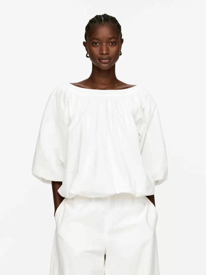 Oberteil mit Ballonsaum Oberteil mit Ballonsaum