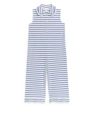 Overall mit Rüschenkragen