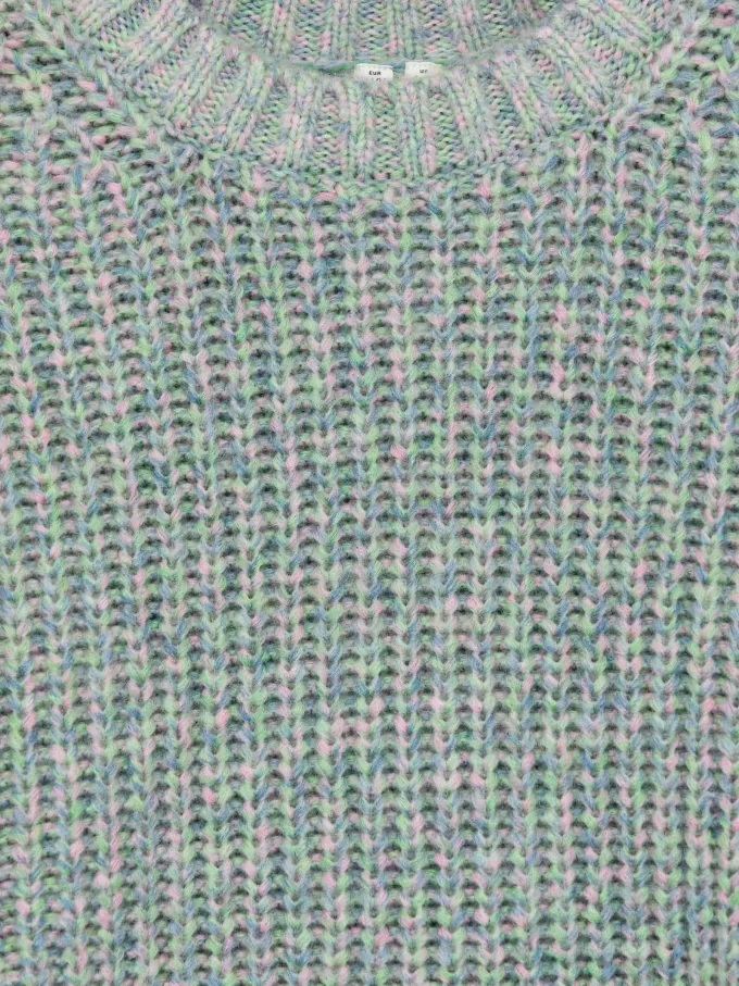 Pullover aus raumgefärbter Wolle Pullover aus raumgefärbter Wolle