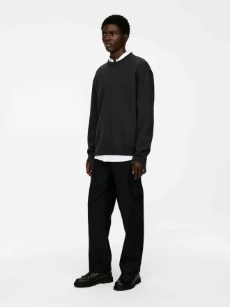 Rundhalspullover aus gekochter Wolle