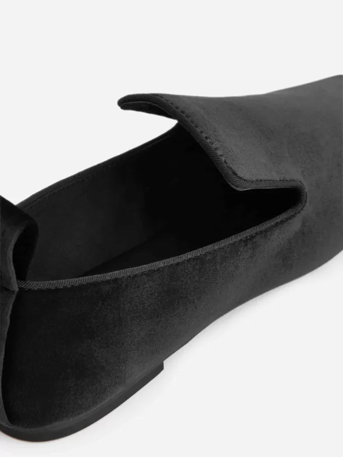 Samt-Loafer für den Innenbereich Samt-Loafer für den Innenbereich