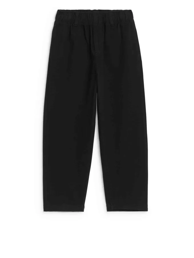 Schmal zulaufende Baumwoll-Chinos Schmal zulaufende Baumwoll-Chinos