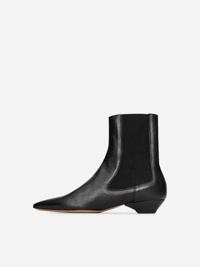 Spitzer Lederstiefel Spitzer Lederstiefel