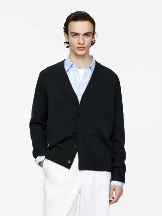 Strickjacke aus Wolle und Baumwolle