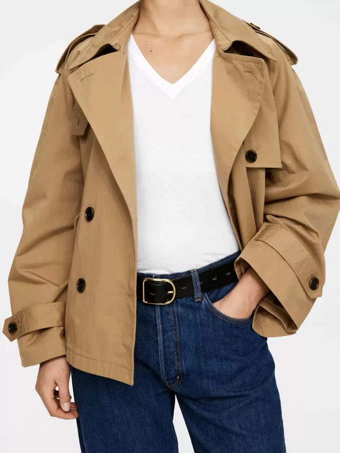 T-Shirt mit V-Ausschnitt T-Shirt mit V-Ausschnitt