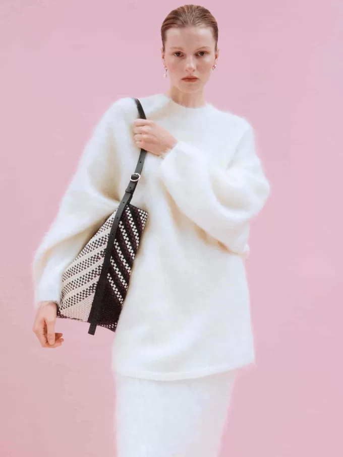 Tragetasche aus gewebtem Leder Tragetasche aus gewebtem Leder