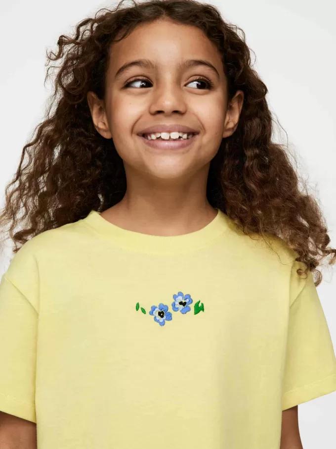 Weit geschnittenes T-Shirt Weit geschnittenes T-Shirt