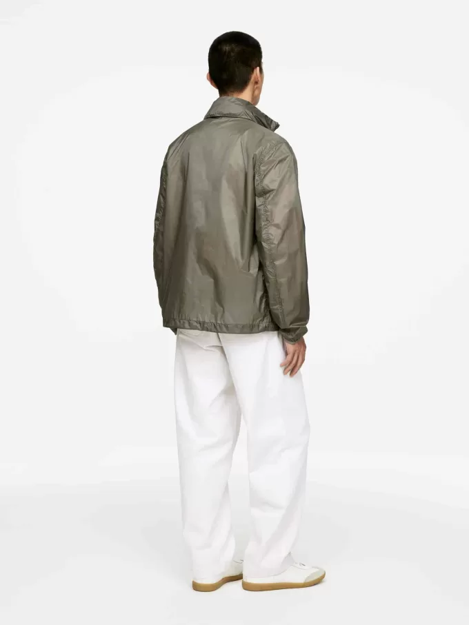 Windjacke aus Nylon Windjacke aus Nylon